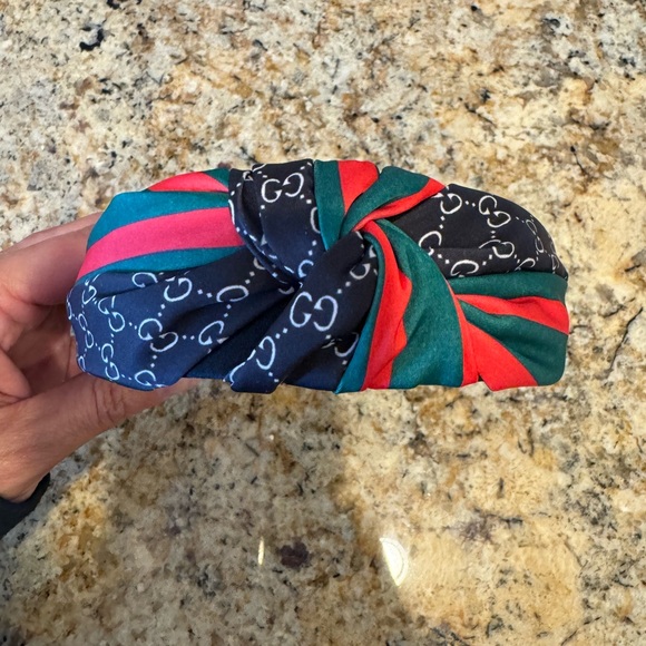 "NEW" Fashion Headband. - Picture 3 of 6